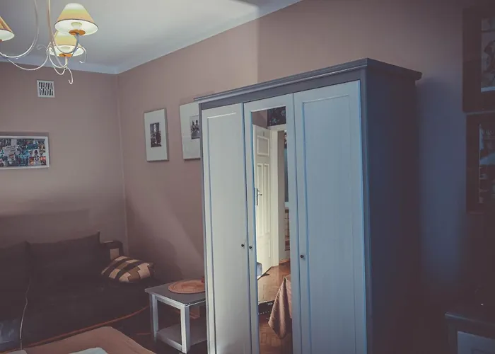 Cdn Bed & Breakfast *